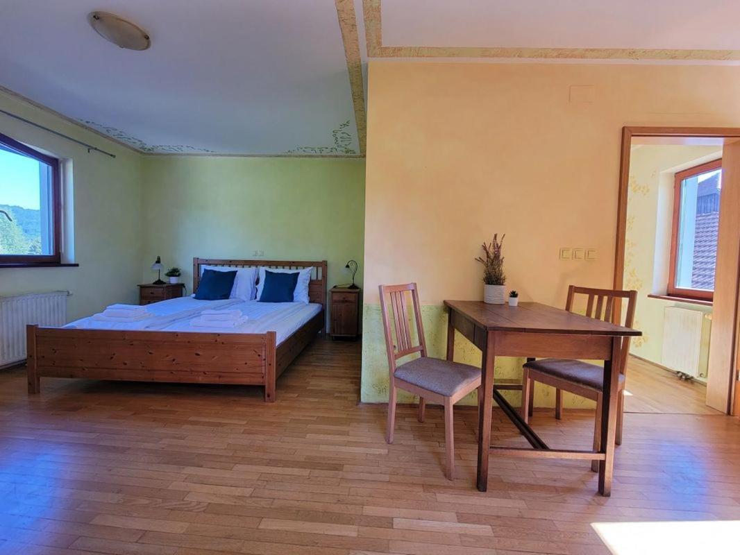 Krka River Lodge Znojile pri Krki Dış mekan fotoğraf
