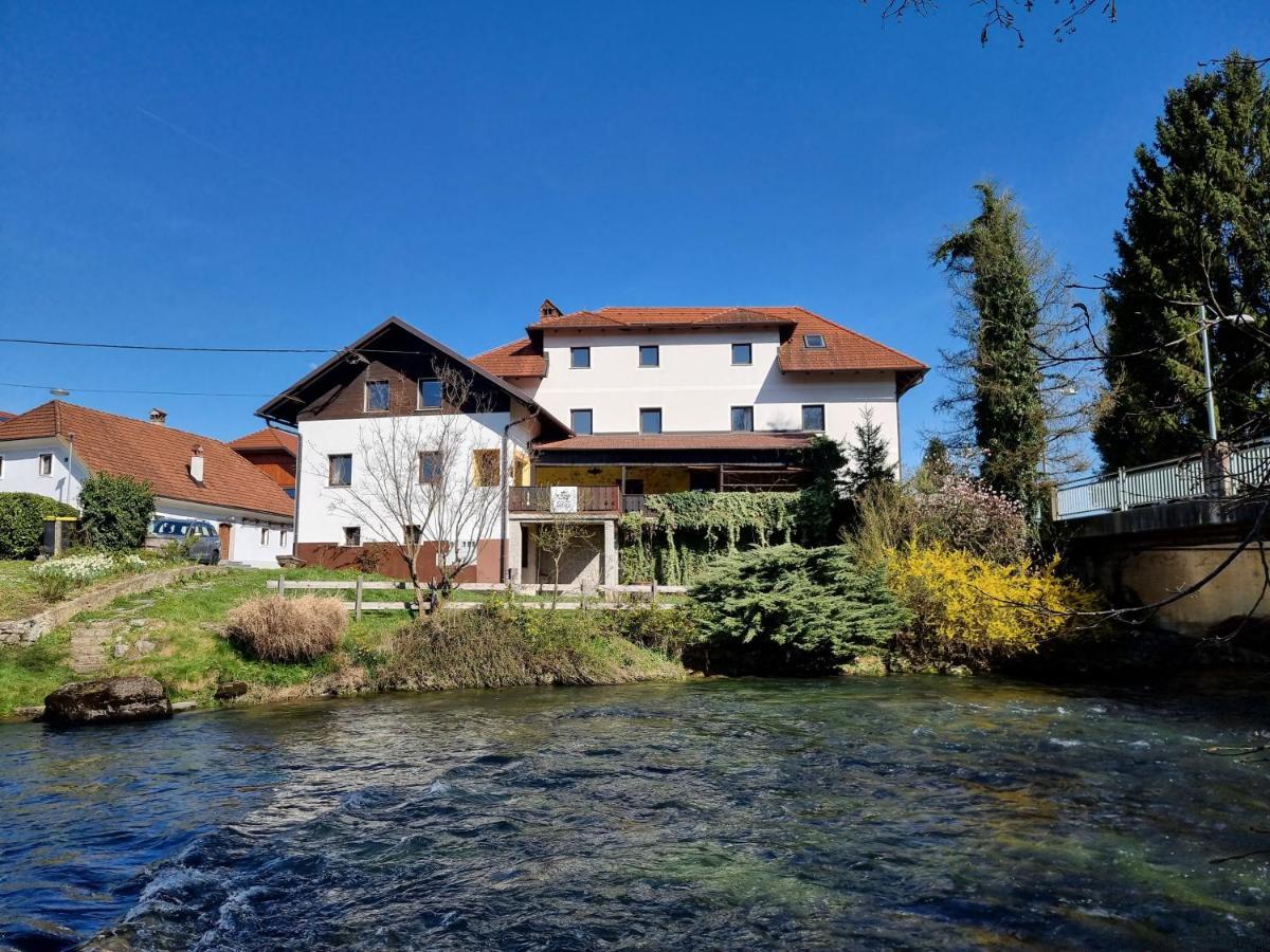 Krka River Lodge Znojile pri Krki Dış mekan fotoğraf