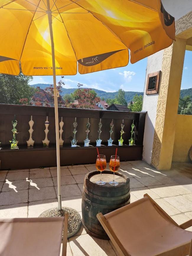 Krka River Lodge Znojile pri Krki Dış mekan fotoğraf