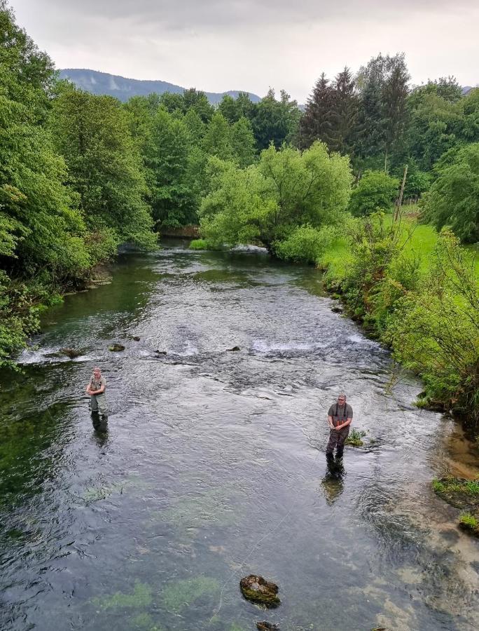 Krka River Lodge Znojile pri Krki Dış mekan fotoğraf